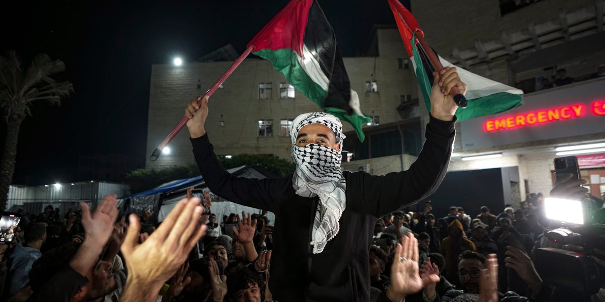 Israelis, Palestinians Rejoice Over Stop-Hearth, Hostage Deal; Images Israelis, Palestinians Rejoice Over Stop-Hearth, Hostage Deal; Images