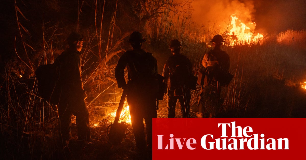 LA fires reside: southern California residents brace for brand new wildfire warnings as almost 90,000 individuals nonetheless underneath evacuation orders | California wildfires
