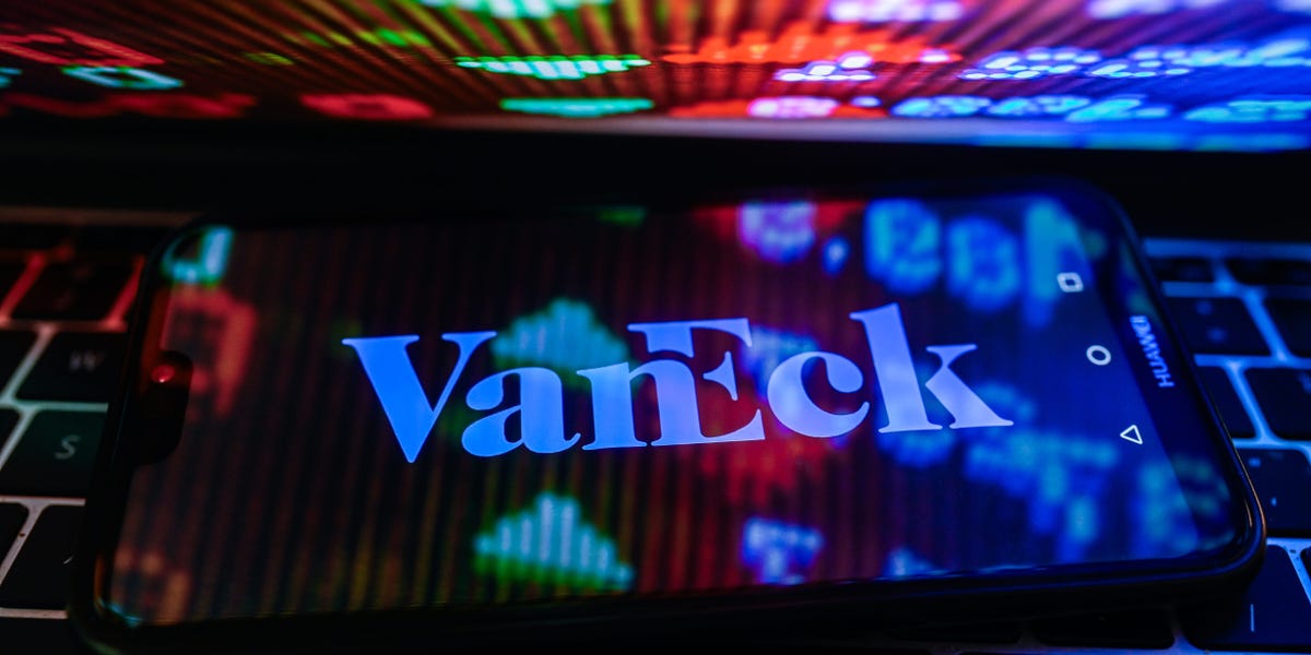 VanEck Invests in AI Fintech to Enhance Its ETF Enterprise