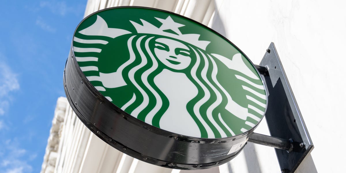 Starbucks Ordered to Pay  Million to Man Burned by Sizzling Tea