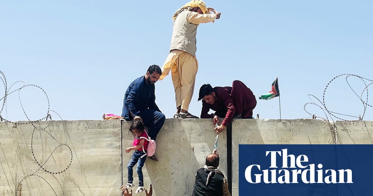 From the archive: ‘I pleaded for assist. Nobody wrote again’: the ache of watching my nation fall to the Taliban – podcast | Afghanistan From the archive: ‘I pleaded for assist. Nobody wrote again’: the ache of watching my nation fall to the Taliban – podcast | Afghanistan