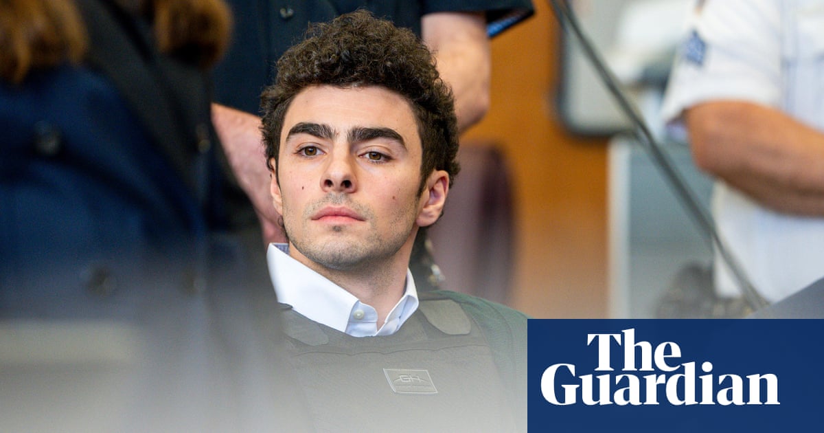 US prosecutors to hunt demise penalty for Luigi Mangione | Brian Thompson taking pictures