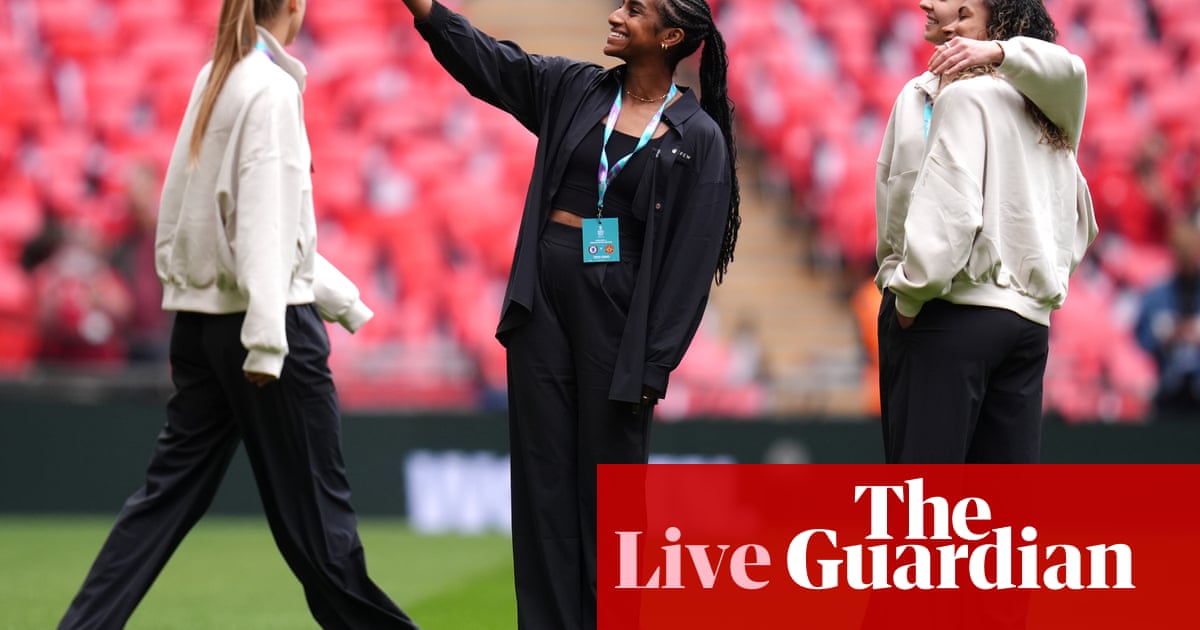 Chelsea v Manchester United: Girls’s FA Cup ultimate – stay | Girls’s FA Cup