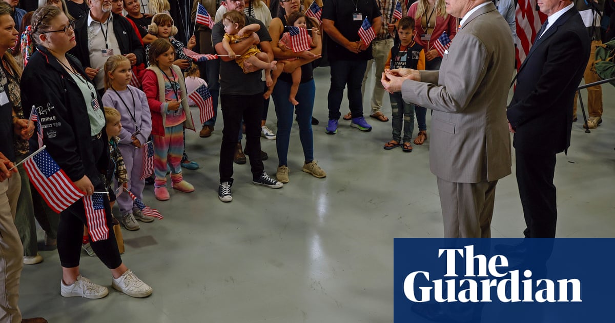 Trump information at a look: Markets rally on China commerce warfare pause, first Afrikaner ‘refugees’ arrive | Trump administration