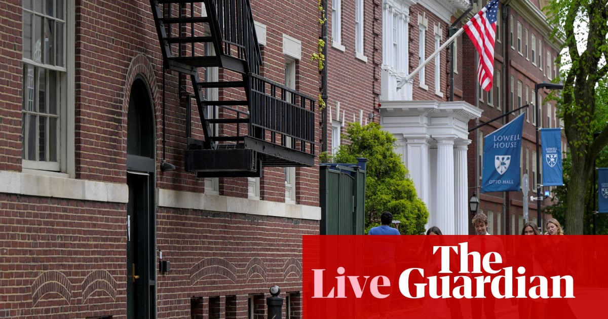 Trump says he’s contemplating giving bn of Harvard’s grants to commerce colleges – US politics dwell | Donald Trump Trump says he’s contemplating giving bn of Harvard’s grants to commerce colleges – US politics dwell | Donald Trump